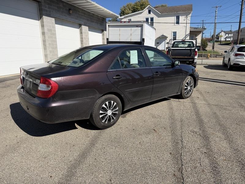 Toyota Camry LE  2004
