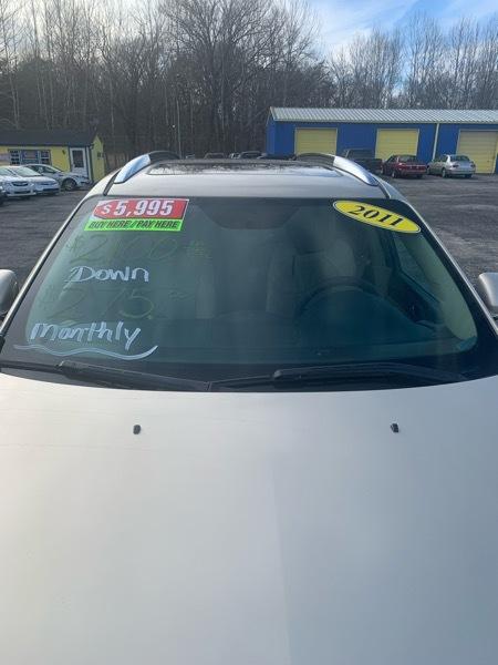 Buick Enclave FWD 4dr CXL 2011