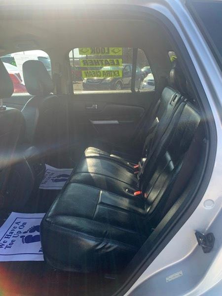 Ford Edge 4dr SE FWD 2011