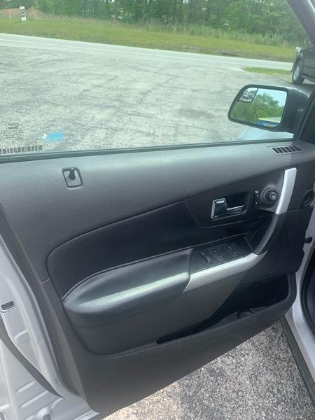 Ford Edge 4dr SE FWD 2011