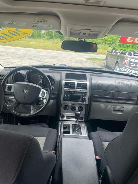 Dodge Nitro SXT 4D SUV 4WD 2010