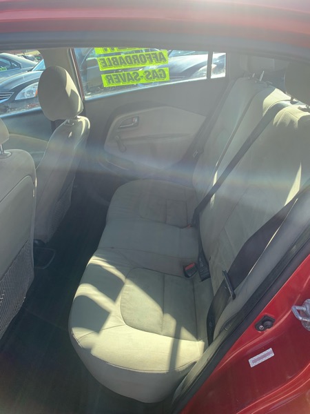 Kia Rio 4dr Sdn Auto LX 2014