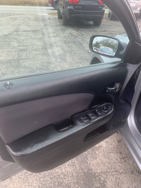 Chrysler 200 4dr Sdn Touring 2013