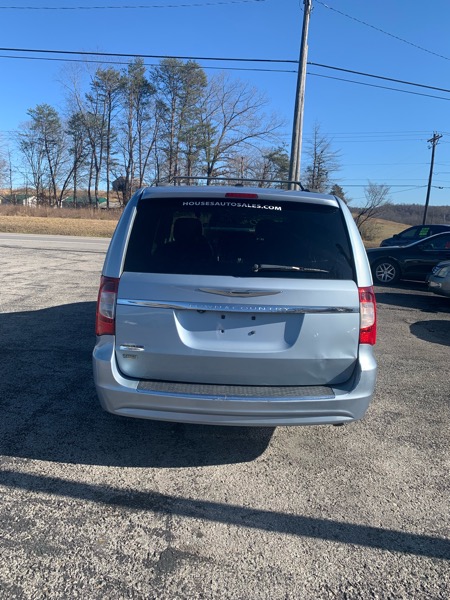 Chrysler Town & Country Touring 2013