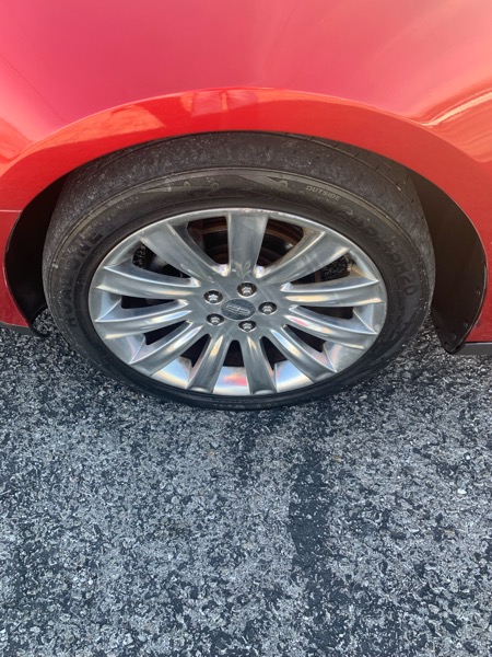 Lincoln MKS 4D Sedan 2010