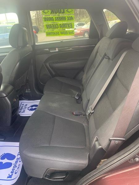 Kia Sorento 4dr LX 4WD 2015