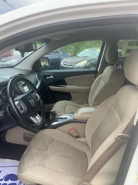 Dodge Journey SXT 4D SUV AWD 2015