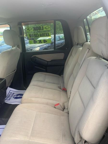 Ford Explorer Sport Trac 4WD 4dr V6 XLT 2008