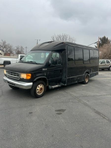 Ford E350  2006
