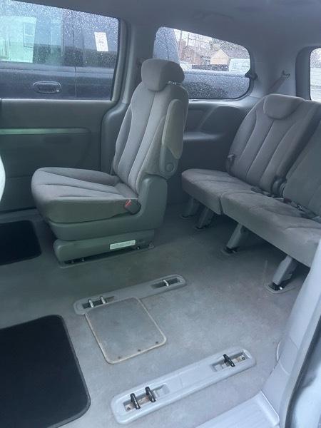 Hyundai Entourage GLS 2007