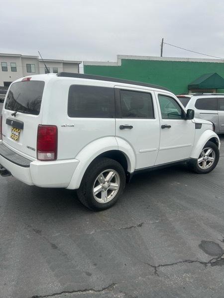 Dodge Nitro SE 4WD 2011