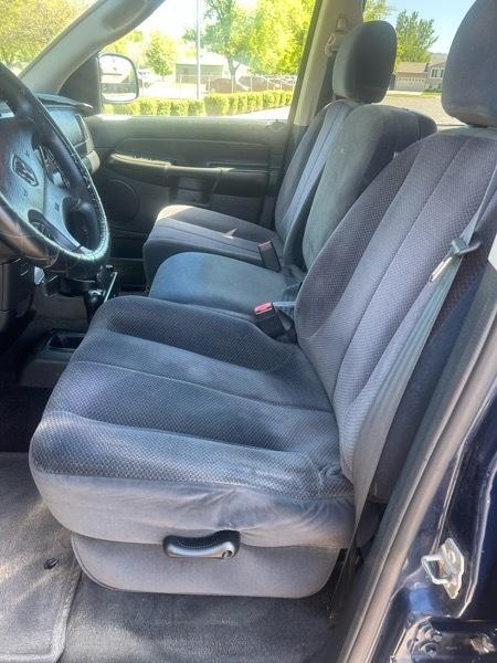 Dodge Ram 1500 4WD Crew Cab 140.5" ST 2003