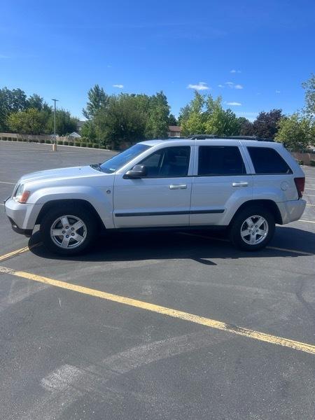Jeep Grand Cherokee Laredo 4WD 2009