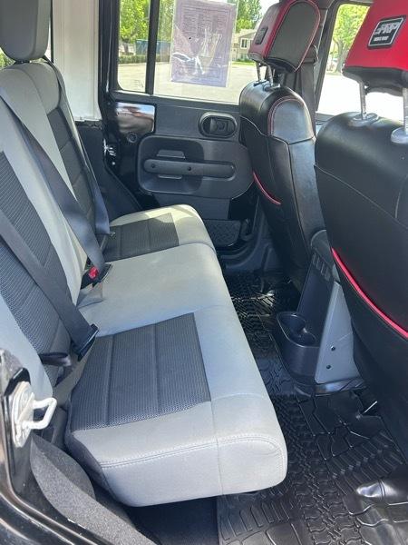 Jeep Wrangler Unlimited Rubicon 4WD 2010