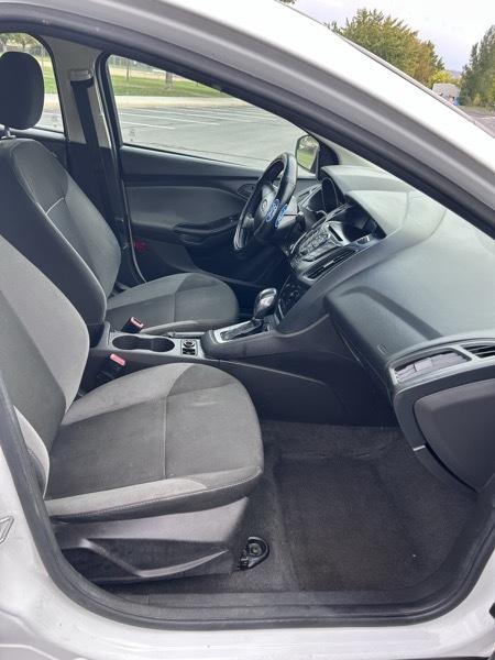 Ford Focus S Sedan 2012