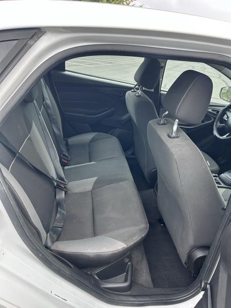 Ford Focus S Sedan 2012