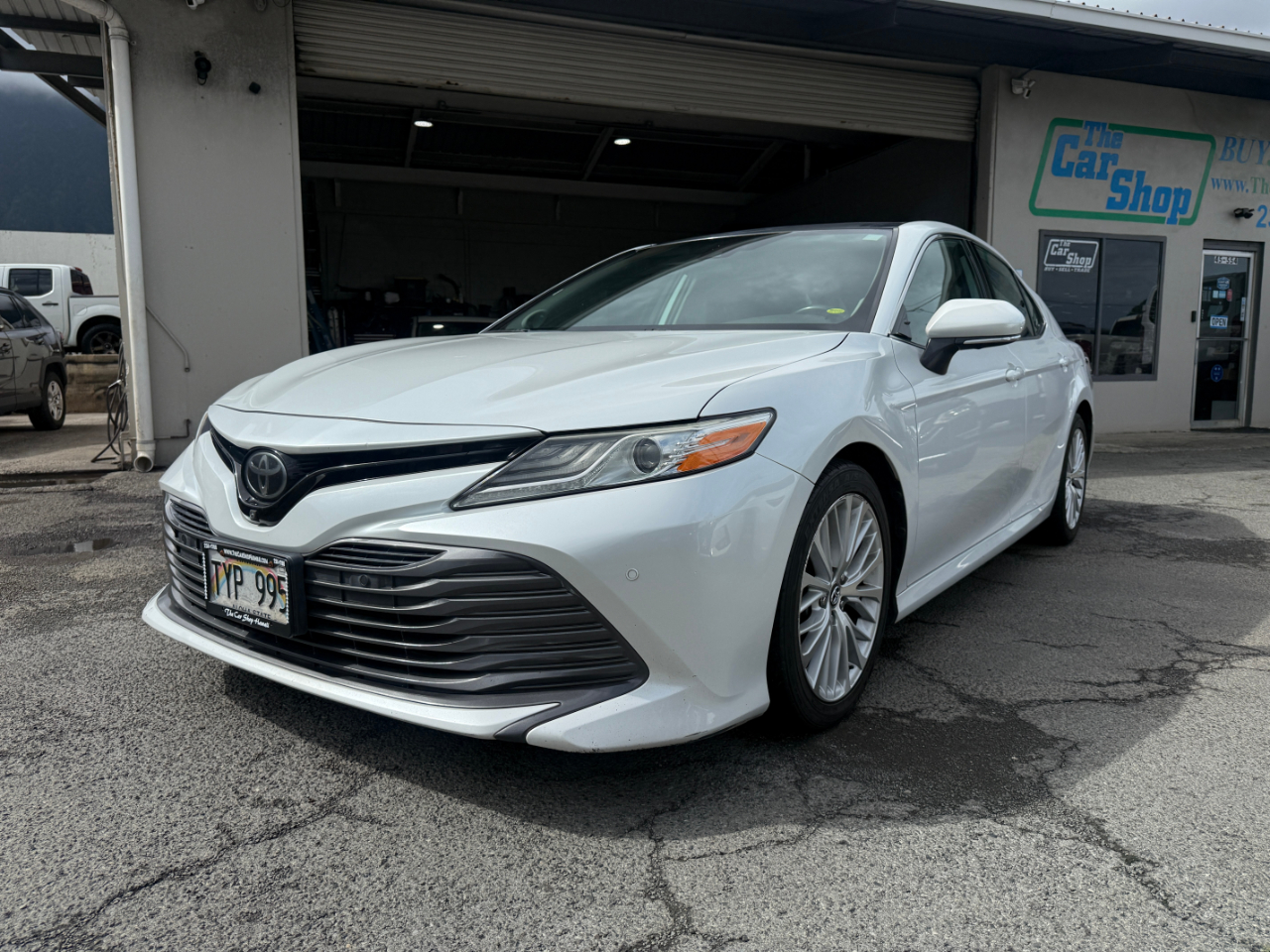 Toyota Camry XLE V6 2020