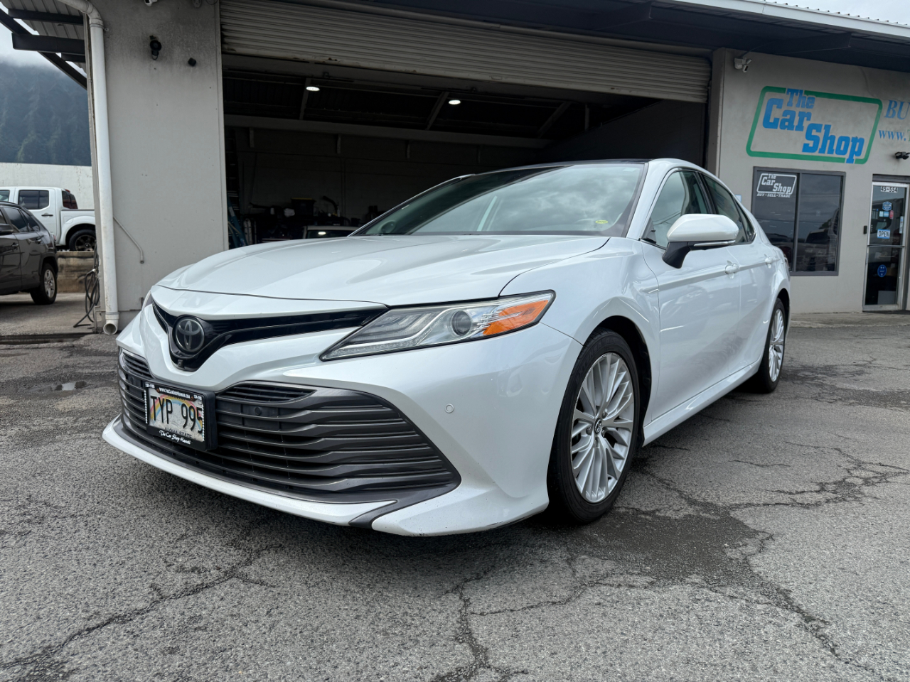 Toyota Camry XLE V6 2020