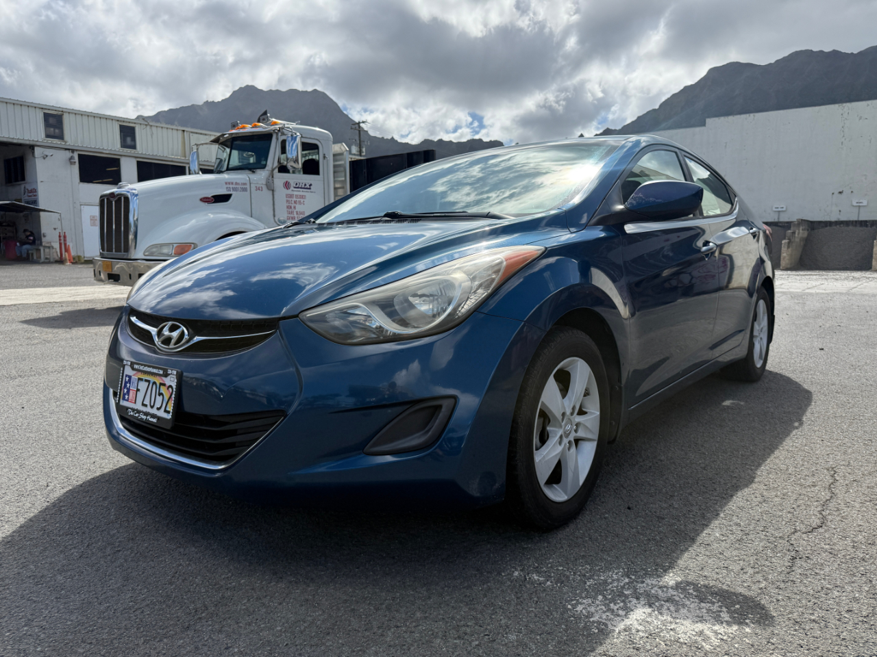 Hyundai Elantra GLS A/T 2013 Hyundai Elantra GLS A/T 2013