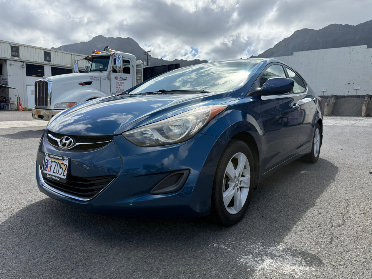 Hyundai Elantra GLS A/T 2013 Hyundai Elantra GLS A/T 2013