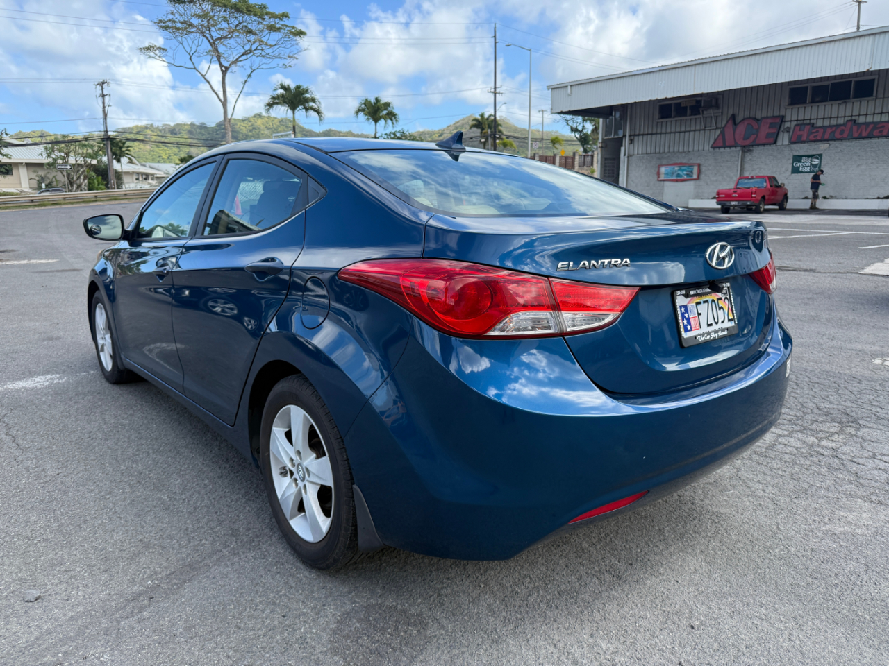 Hyundai Elantra GLS A/T 2013 Hyundai Elantra GLS A/T 2013