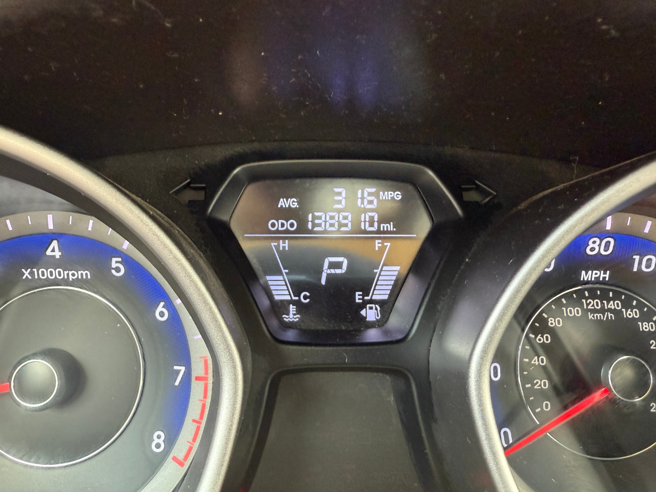 Hyundai Elantra GLS A/T 2013 Hyundai Elantra GLS A/T 2013