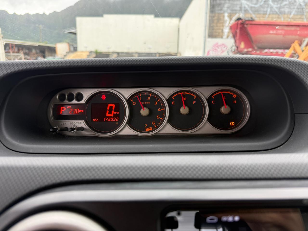 Scion xB 5-Door Wagon 4-Spd AT 2010