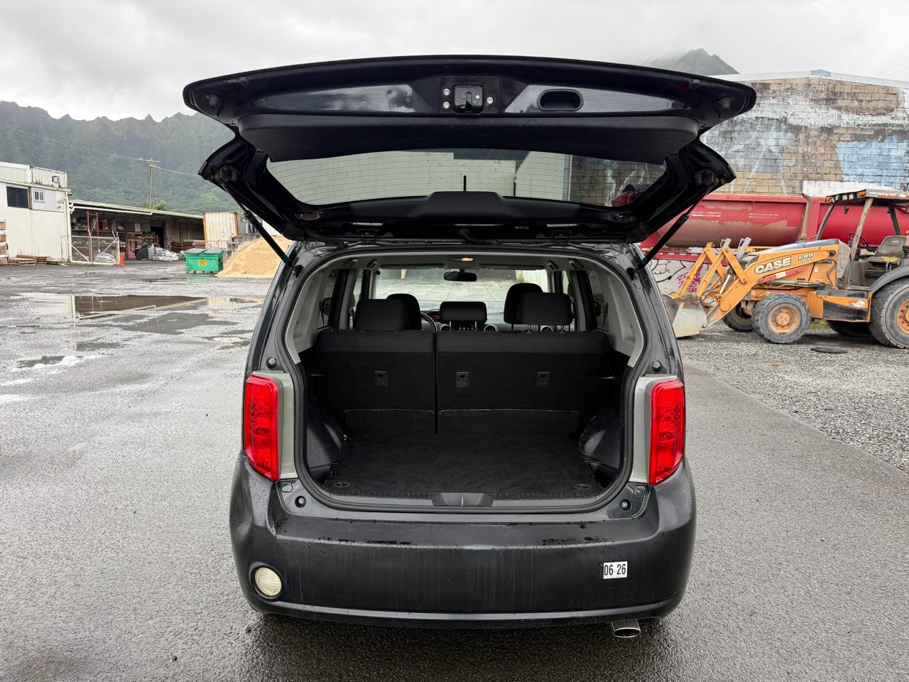 Scion xB 5-Door Wagon 4-Spd AT 2010