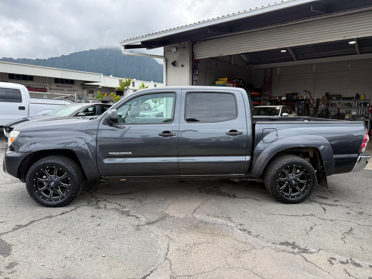 Toyota Tacoma Double Cab Auto 2WD 2013