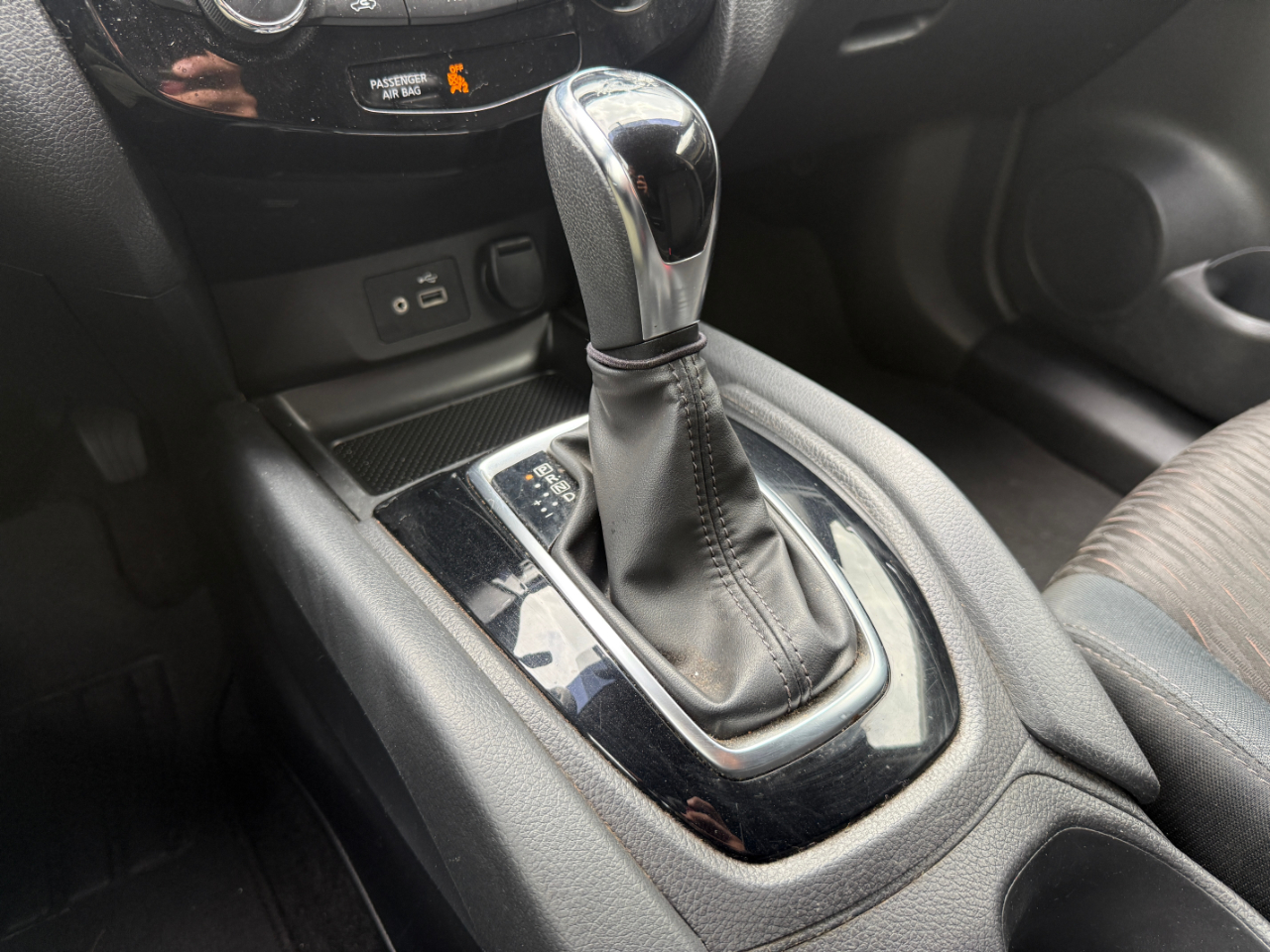 Nissan Rogue SV FWD 2018