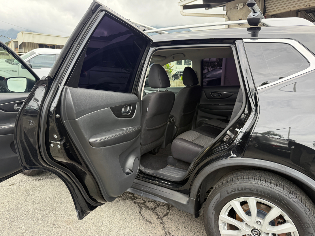 Nissan Rogue SV FWD 2018