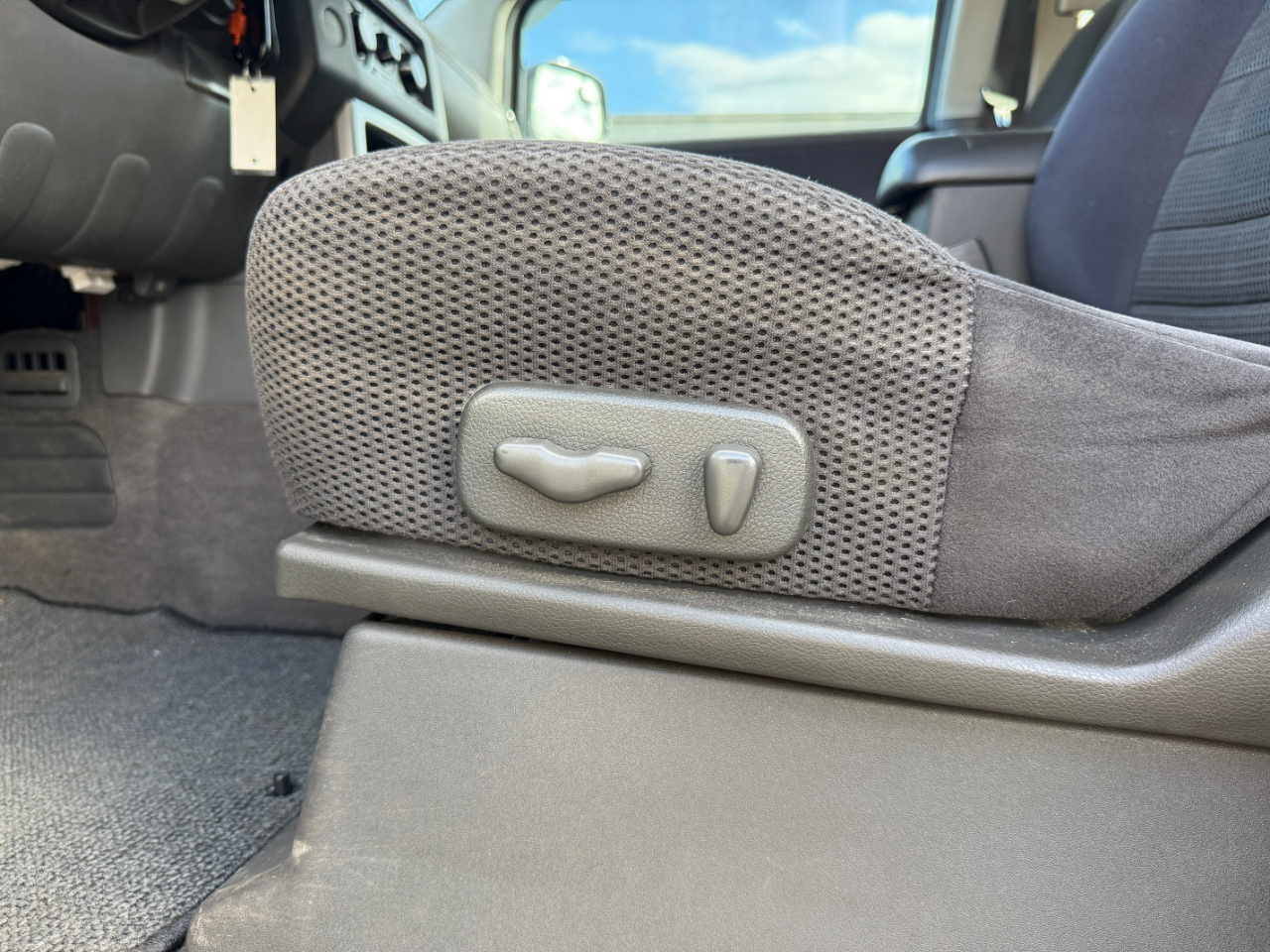 Nissan Pathfinder SE 2007