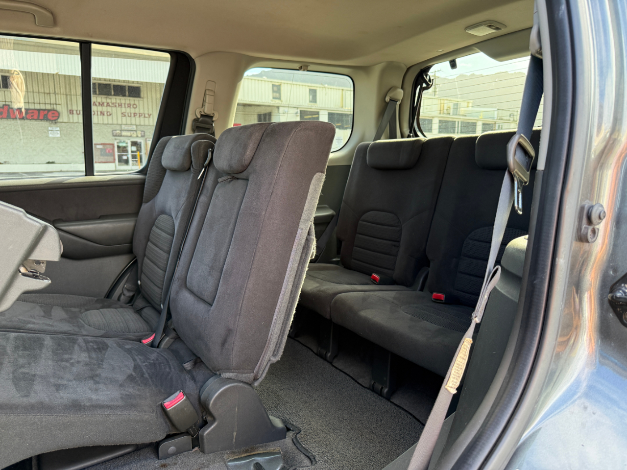 Nissan Pathfinder SE 2007