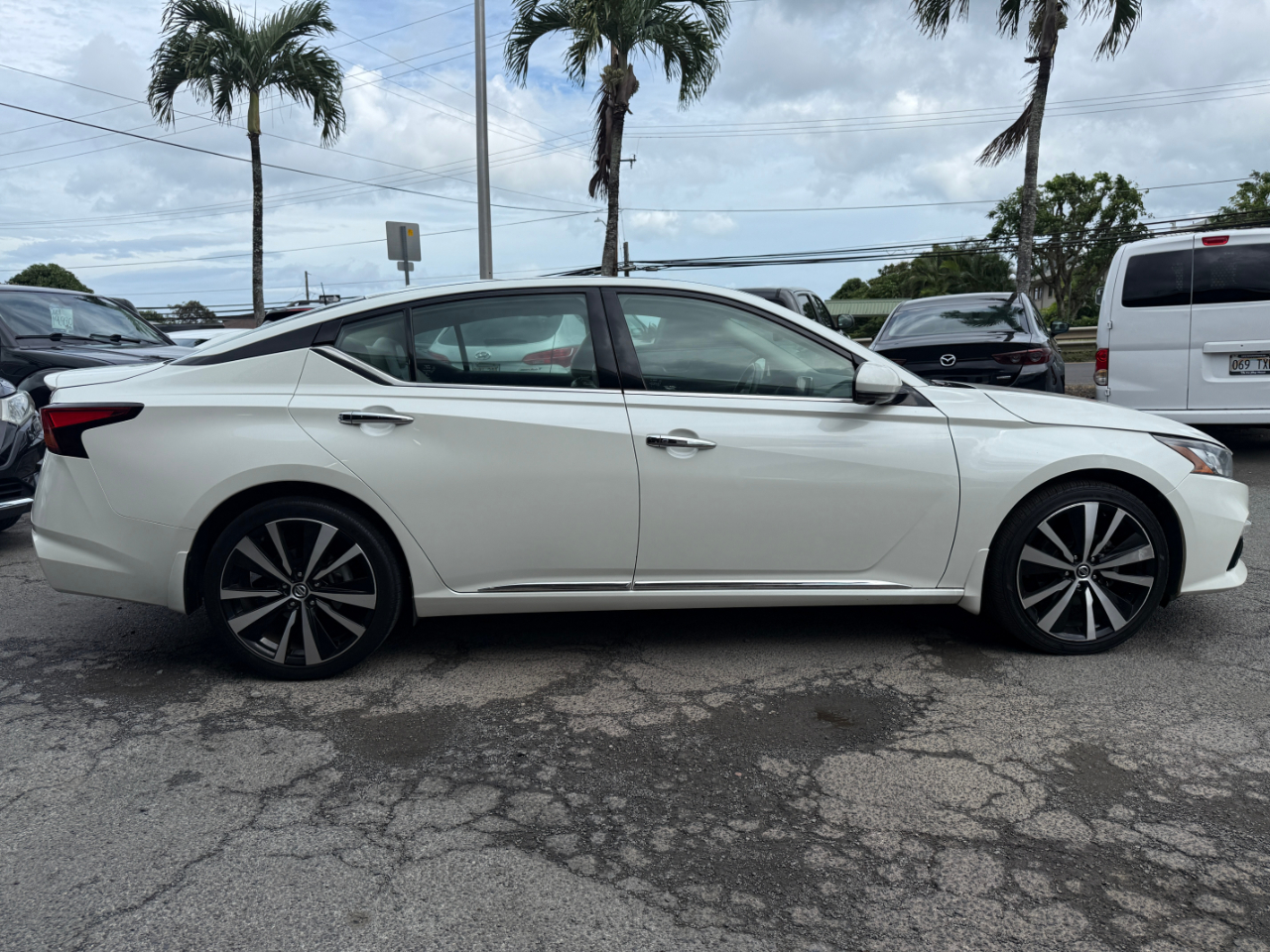 Nissan Altima 2.5 Platinum AWD 2019