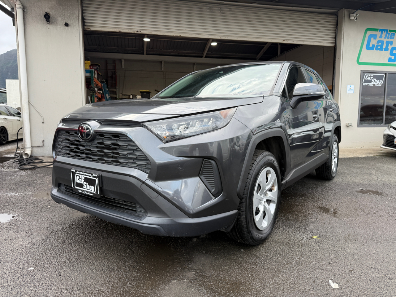 Toyota RAV4 LE 2022