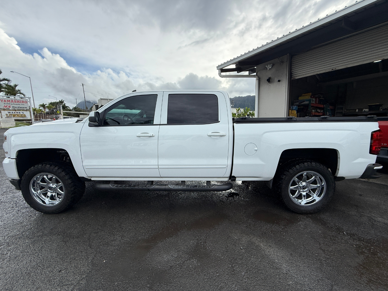 Chevrolet Silverado 1500 LT Z71 Crew Cab 4WD 2017