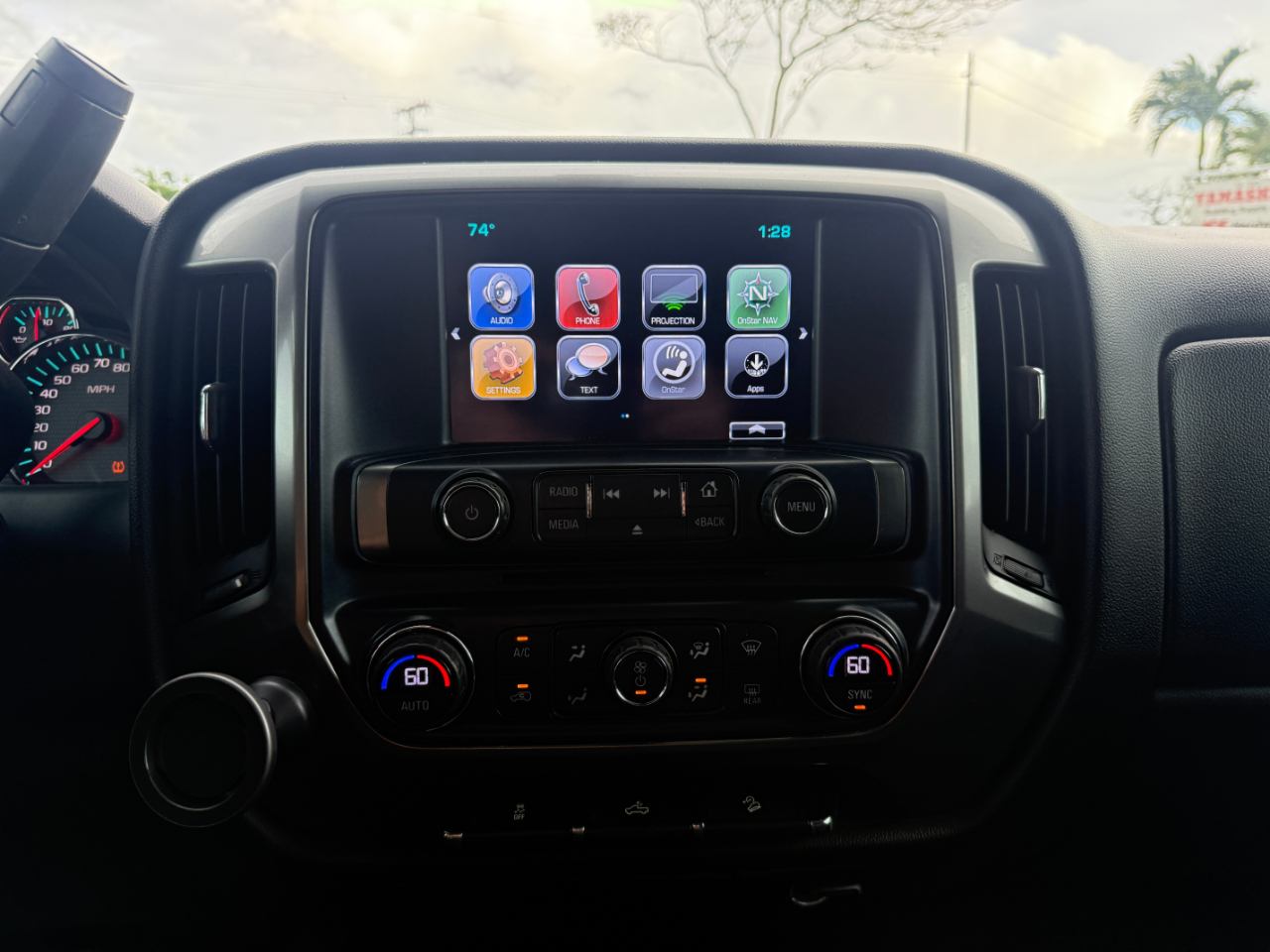 Chevrolet Silverado 1500 LT Z71 Crew Cab 4WD 2017