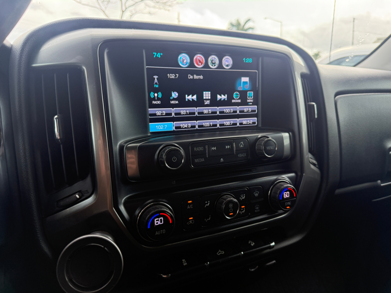 Chevrolet Silverado 1500 LT Z71 Crew Cab 4WD 2017