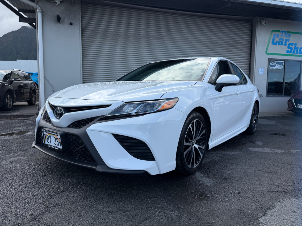 Toyota Camry SE 2018