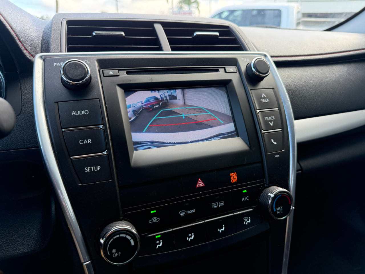 Toyota Camry SE 2016