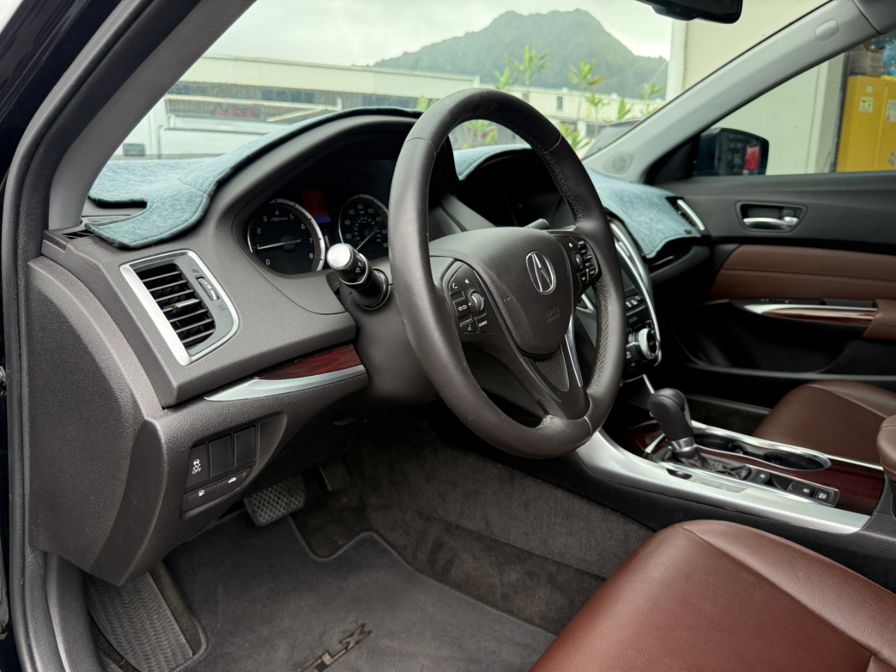 Acura TLX 8-Spd DCT 2015