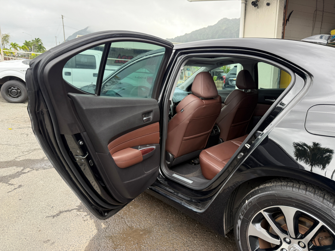 Acura TLX 8-Spd DCT 2015