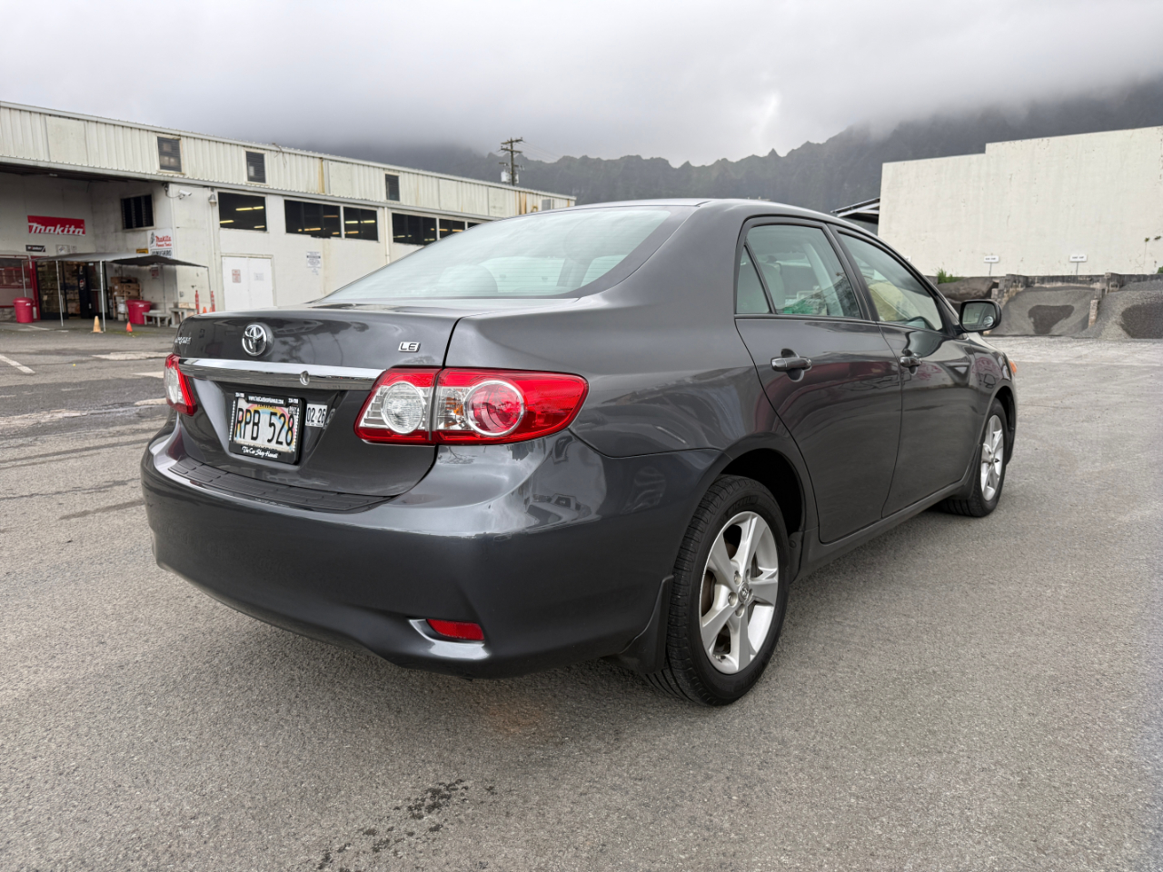 Toyota Corolla LE 2011