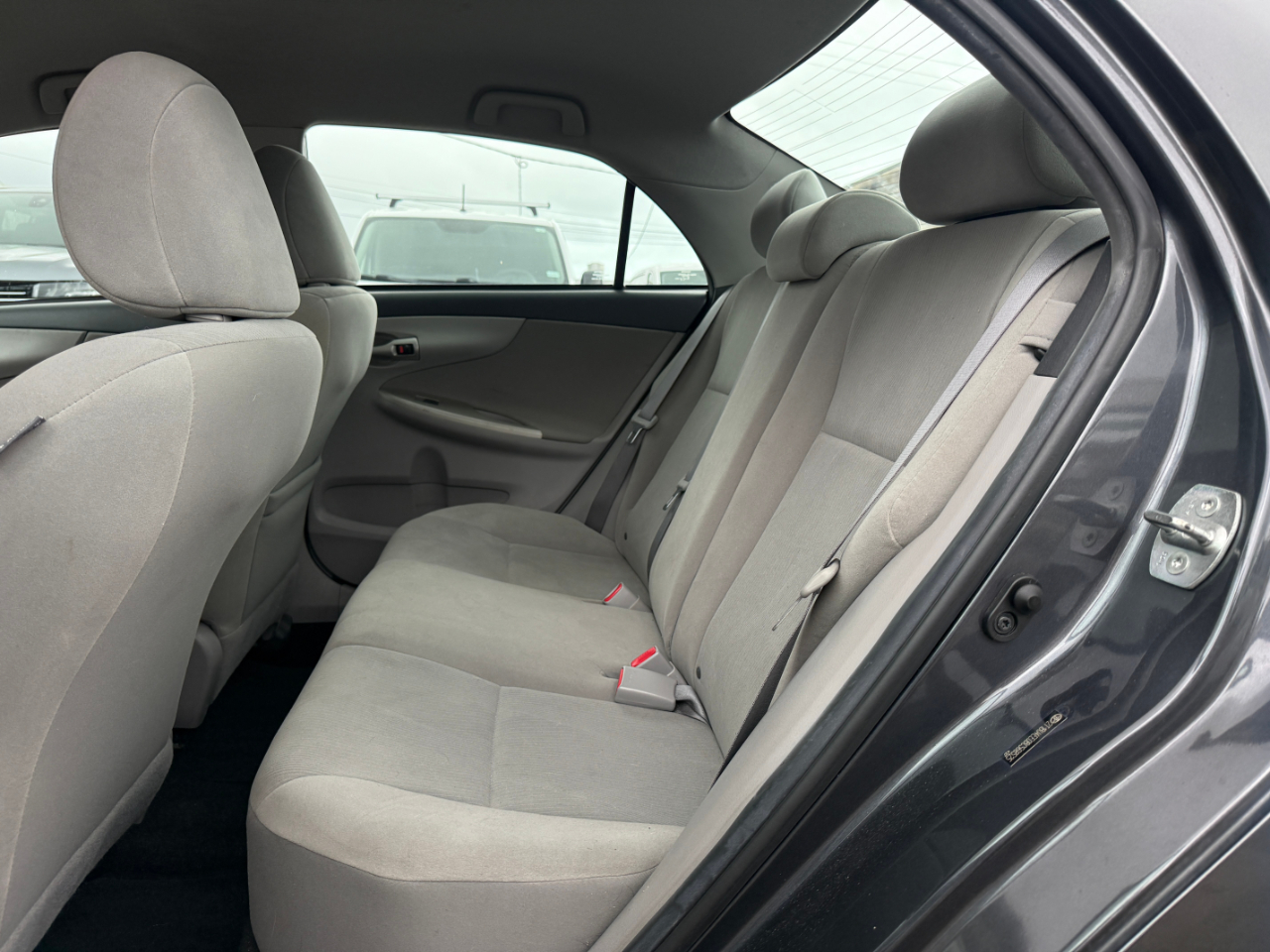 Toyota Corolla LE 2011