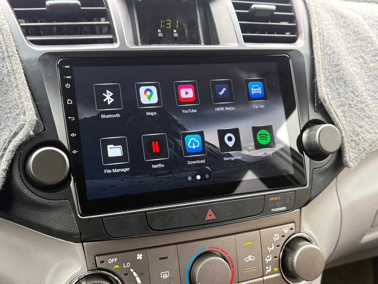 Toyota Highlander Base 2WD 2008