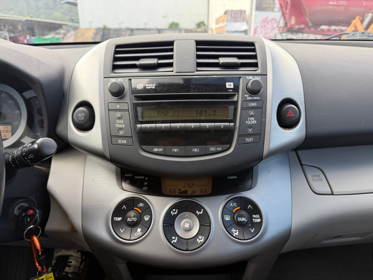 Toyota RAV4 Limited I4 2WD 2008