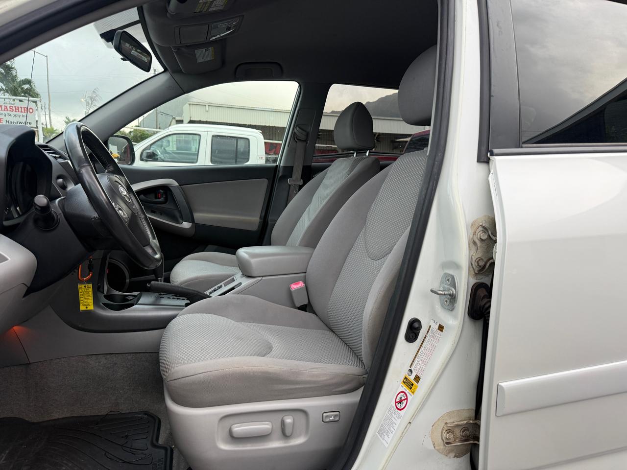 Toyota RAV4 Limited I4 2WD 2008