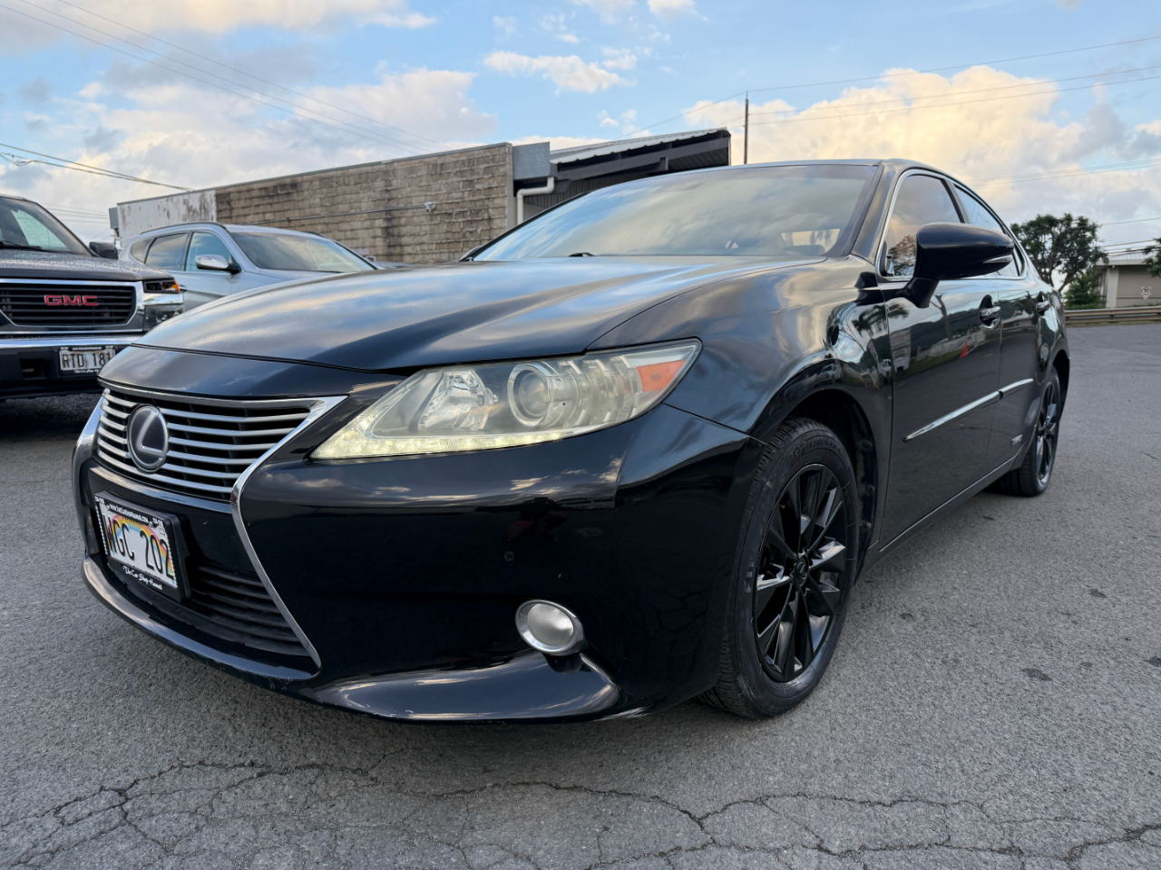 Lexus ES 300h Sedan 2013