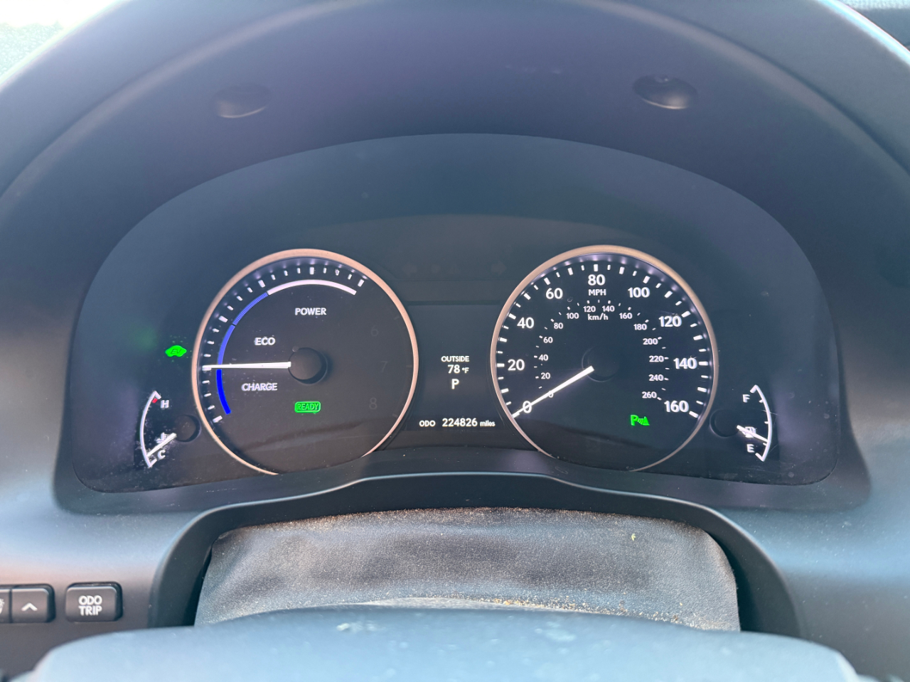 Lexus ES 300h Sedan 2013