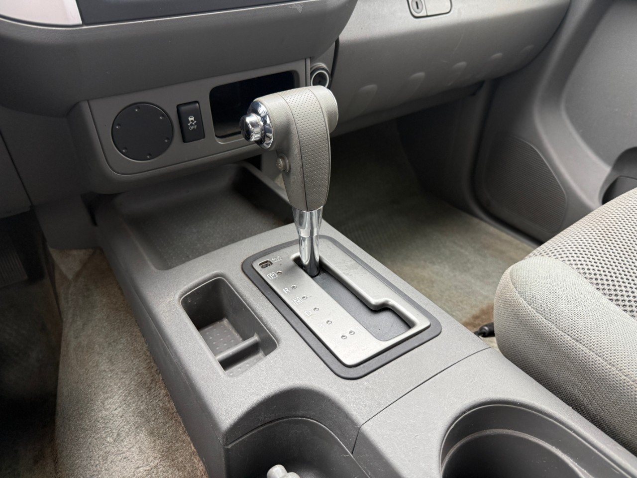 Nissan Frontier S Crew Cab 5AT 2WD 2016